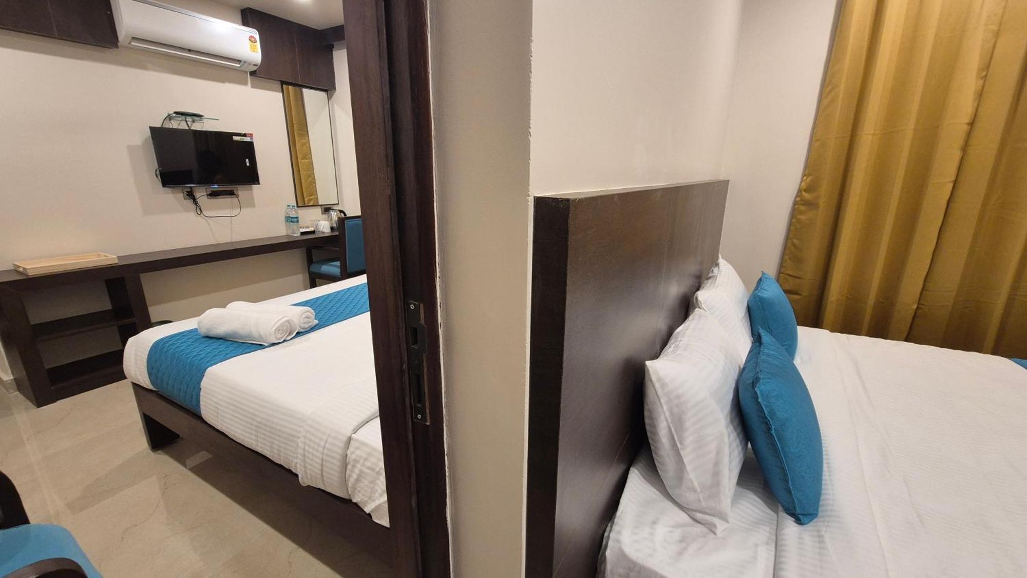 Hotel Janas Tirupati Luaran gambar