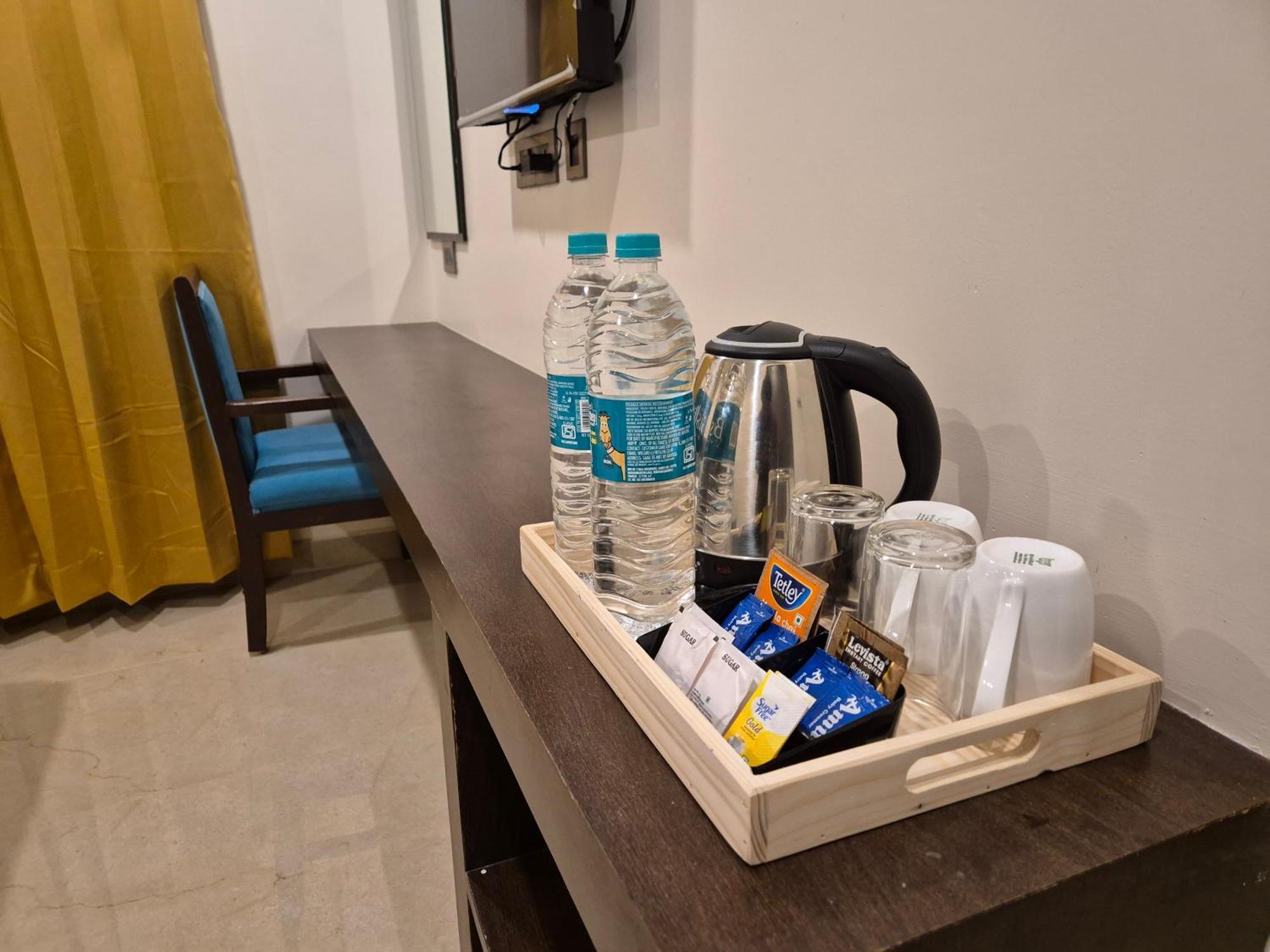 Hotel Janas Tirupati Luaran gambar